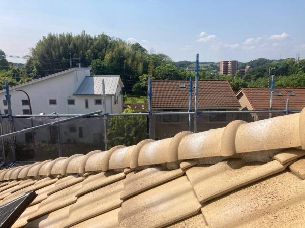 町田市能ヶ谷町の　屋根補修工事　前の屋根写真