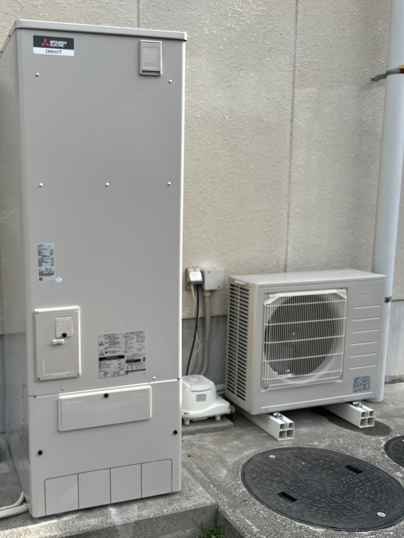 山梨県中巨摩郡の　エコキュート交換工事　後のSRT-S376U